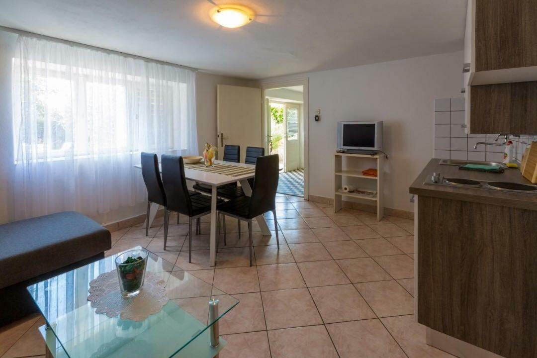 Apartment Dvorska Crikvenica Dış mekan fotoğraf