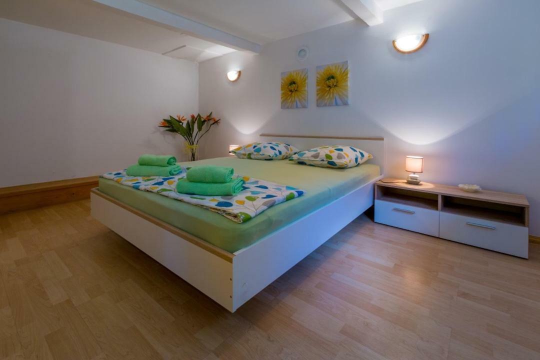 Apartment Dvorska Crikvenica Dış mekan fotoğraf